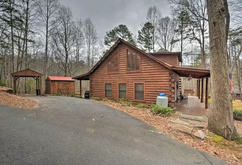 Rural Murphy Cabin   Yard, Hot Tub & Fire Pit