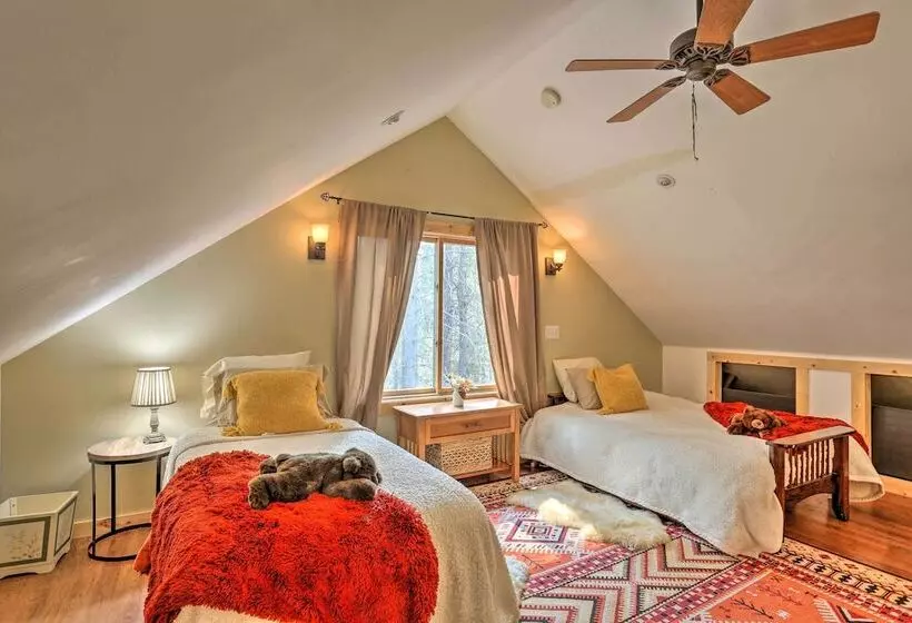 Secluded Casper Mtn Cabin: Fire Pit, 12 Mi To Town