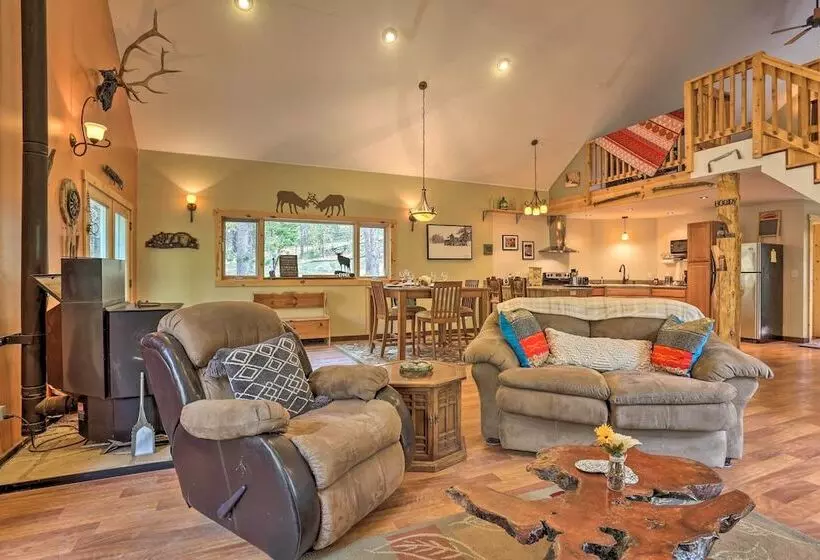 Secluded Casper Mtn Cabin: Fire Pit, 12 Mi To Town