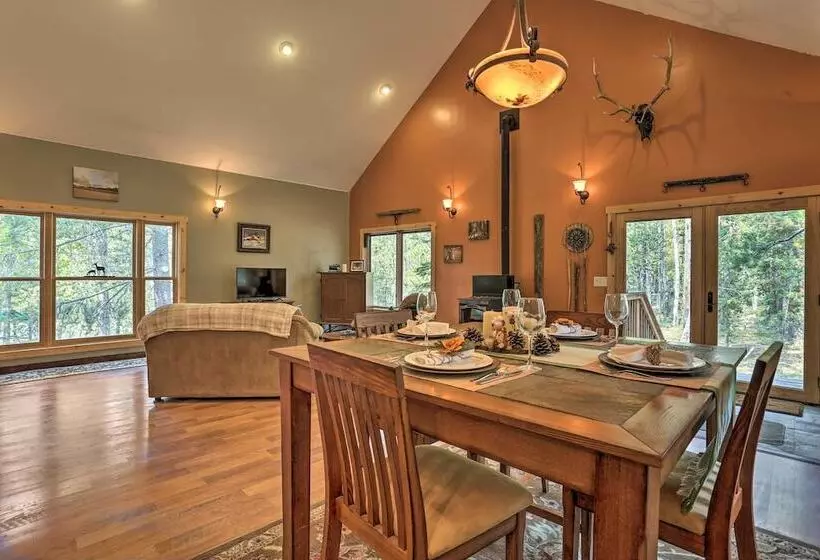 Secluded Casper Mtn Cabin: Fire Pit, 12 Mi To Town