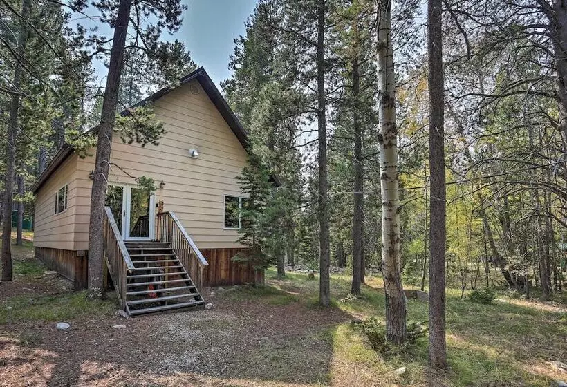 Secluded Casper Mtn Cabin: Fire Pit, 12 Mi To Town