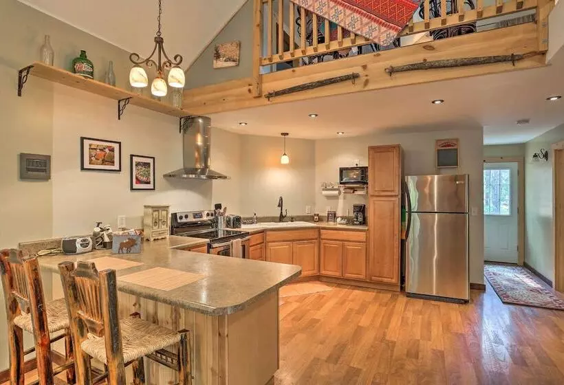 Secluded Casper Mtn Cabin: Fire Pit, 12 Mi To Town