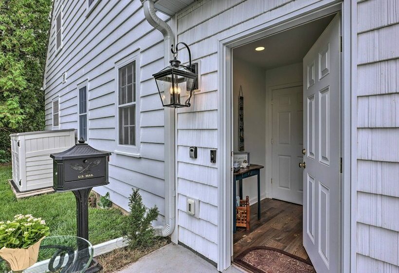 Sheboygan Home W/ Views Of Lake & Lighthouse!