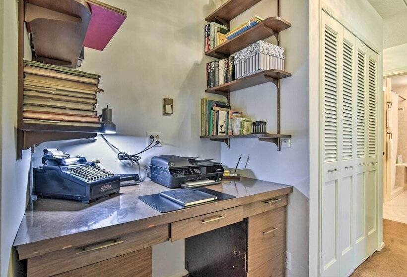 Spacious Hillsboro Home ~ 18 Mi To Portland!