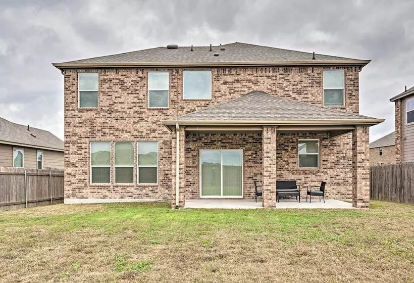 Texas Home W/ Patio & Grill ~ 16 Mi To Austin