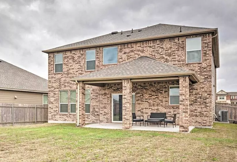 Texas Home W/ Patio & Grill ~ 16 Mi To Austin