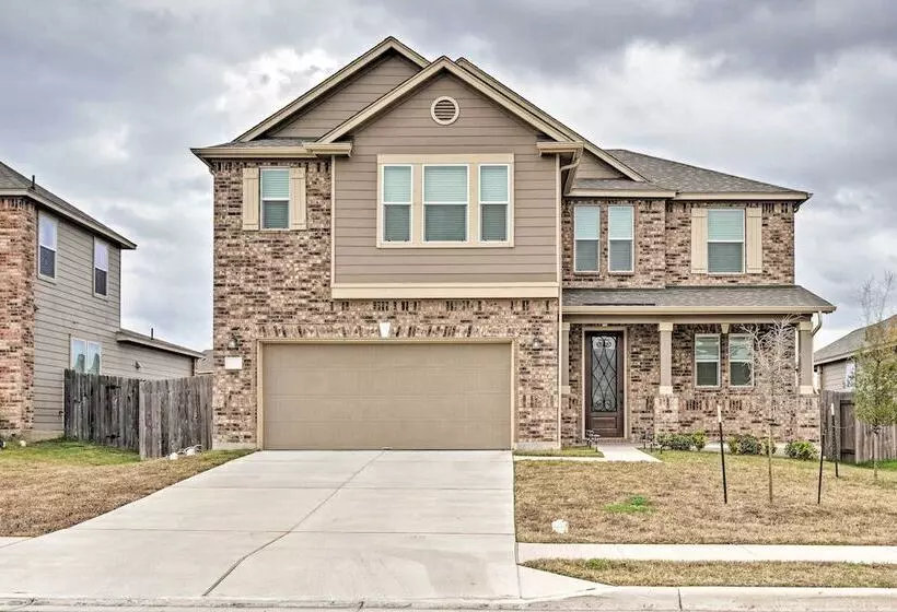 Texas Home W/ Patio & Grill ~ 16 Mi To Austin