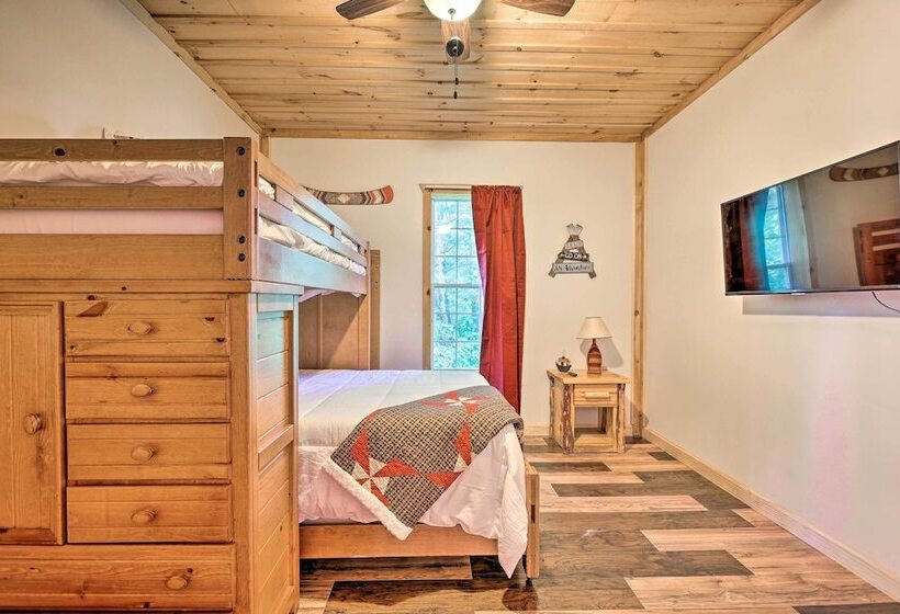 Sun Dappled Cadillac Gem W/ Kayaks & Grill!