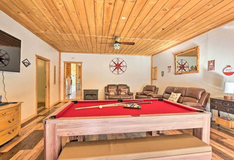 Sun Dappled Cadillac Gem W/ Kayaks & Grill!