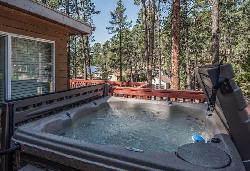 The Elk Meadow Cozy Cabin