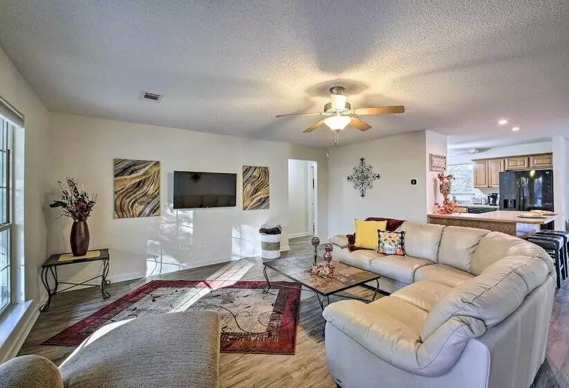 Fire Pit & Grill: Tranquil Retreat In Hot Springs