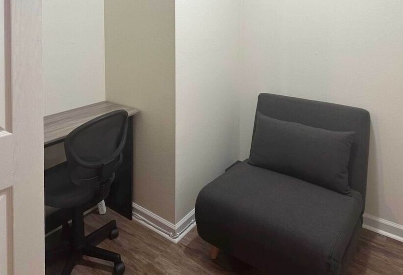 Fire Pit & Grill: Tranquil Retreat In Hot Springs