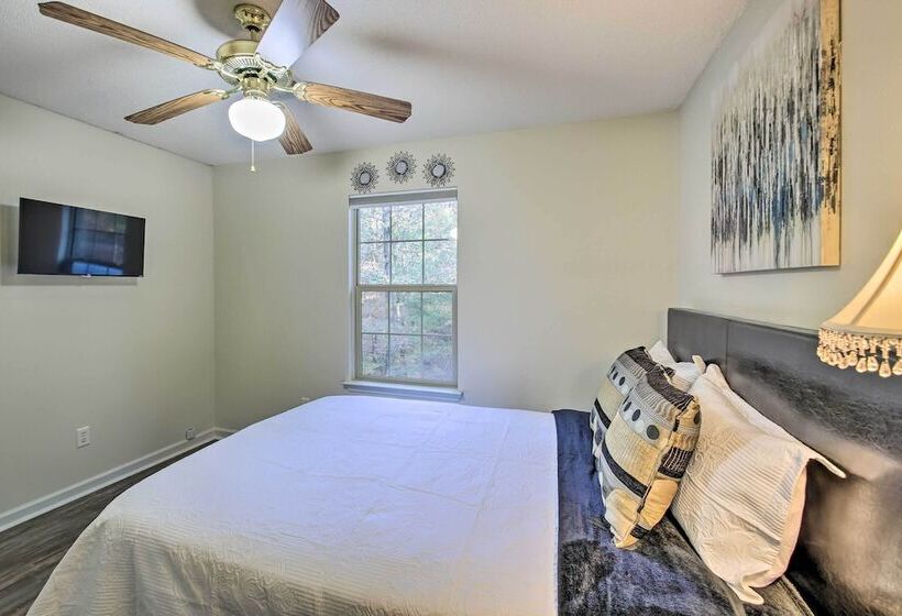 Fire Pit & Grill: Tranquil Retreat In Hot Springs