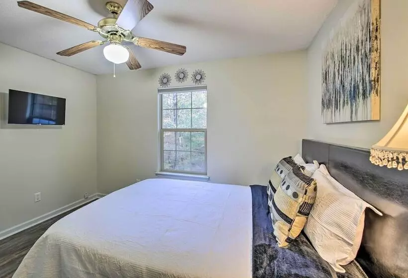 Fire Pit & Grill: Tranquil Retreat In Hot Springs