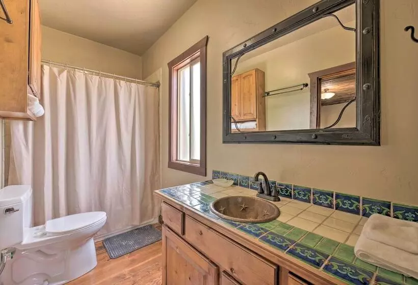 Well Appointed Sterling Casita With Full Kitchen!