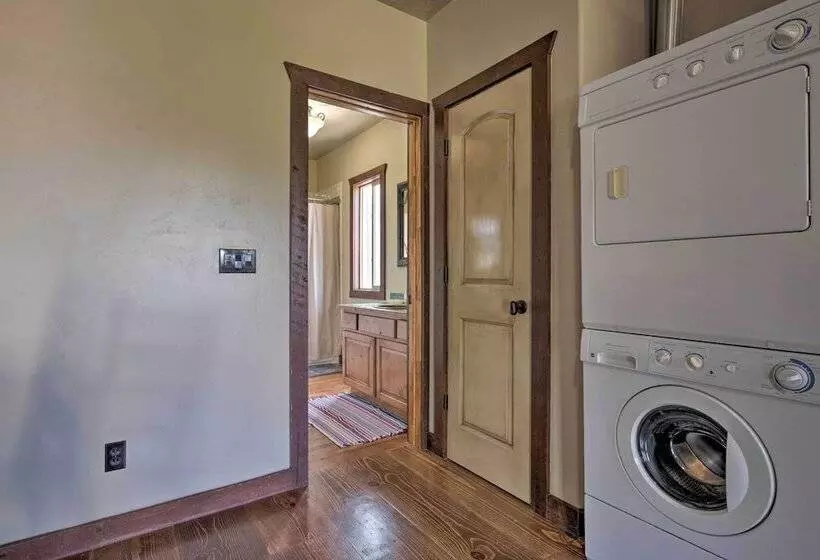 Well Appointed Sterling Casita With Full Kitchen!