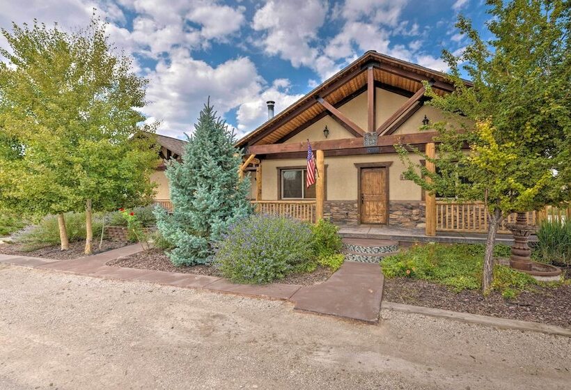 Well Appointed Sterling Casita With Full Kitchen!