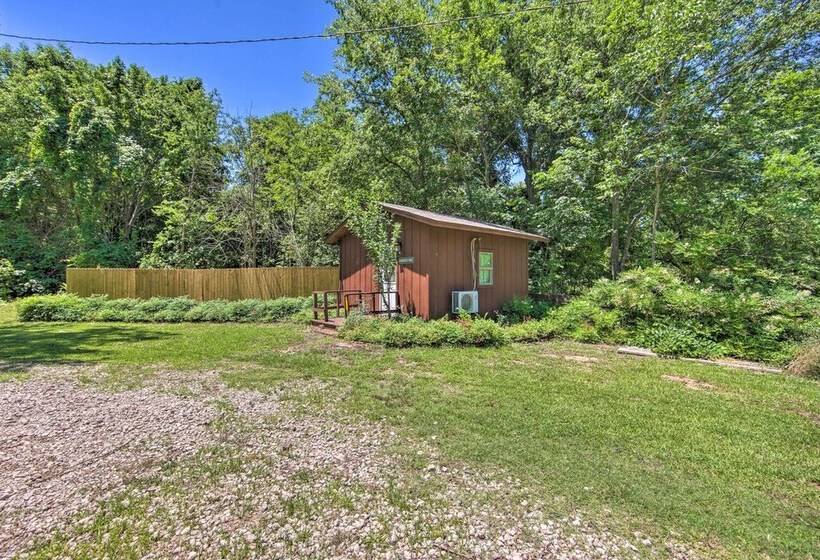 1 Acre Rustic Lake Resort W/ Outdoor Entertainment