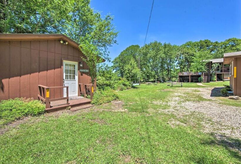 1 Acre Rustic Lake Resort W/ Outdoor Entertainment