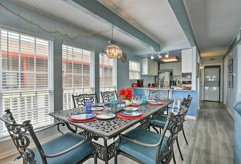 Ocean Access + Bbq Pit: Surfside Beach Family Home