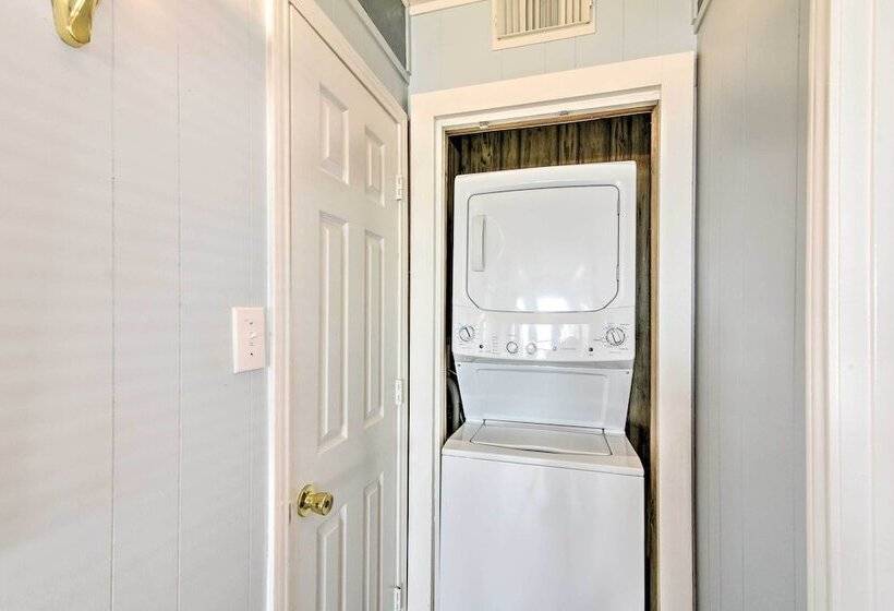 Ocean Access + Bbq Pit: Surfside Beach Family Home