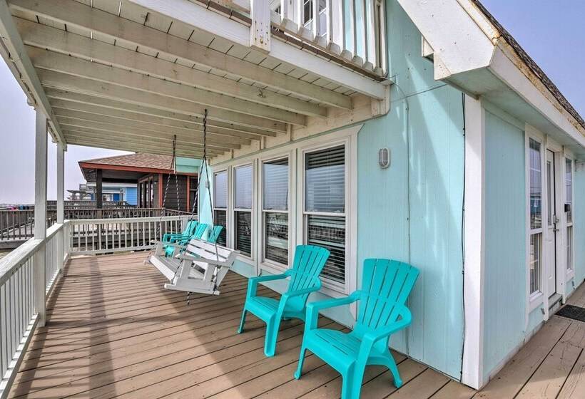 Ocean Access + Bbq Pit: Surfside Beach Family Home