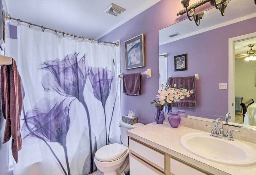 Bright Titusville Retreat W/ Lanai Wfh Friendly!