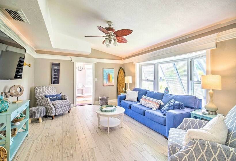 Bright Melbourne Beach Escape W/ Private Pool