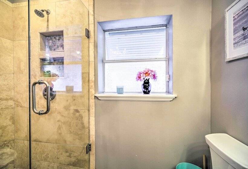 Bright Melbourne Beach Escape W/ Private Pool