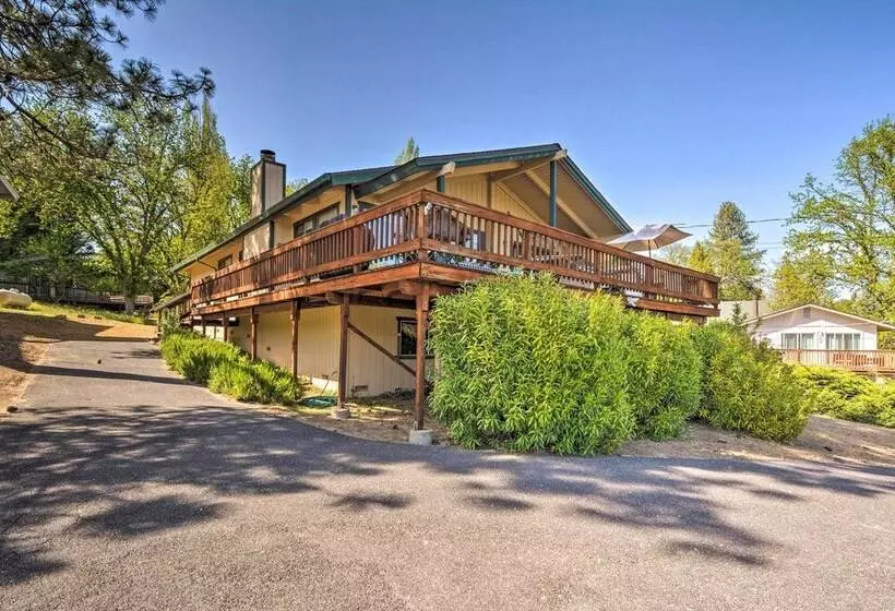 Calm Groveland Cabin   Near Pine Mountain Lake!