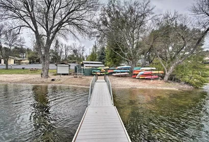 Calm Groveland Cabin   Near Pine Mountain Lake!