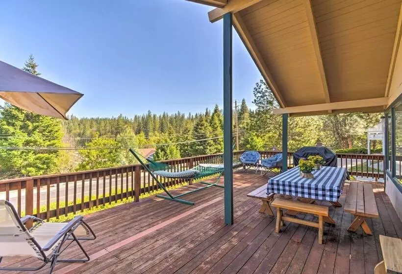 Calm Groveland Cabin   Near Pine Mountain Lake!