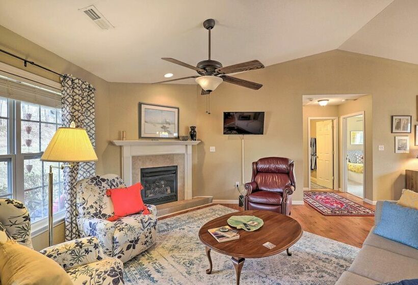 Charming Asheville Home, 8 Mi To Downtown!