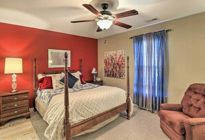 Charming Asheville Home, 8 Mi To Downtown!