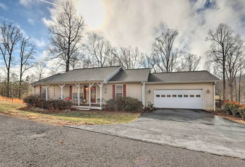Charming Asheville Home, 8 Mi To Downtown!