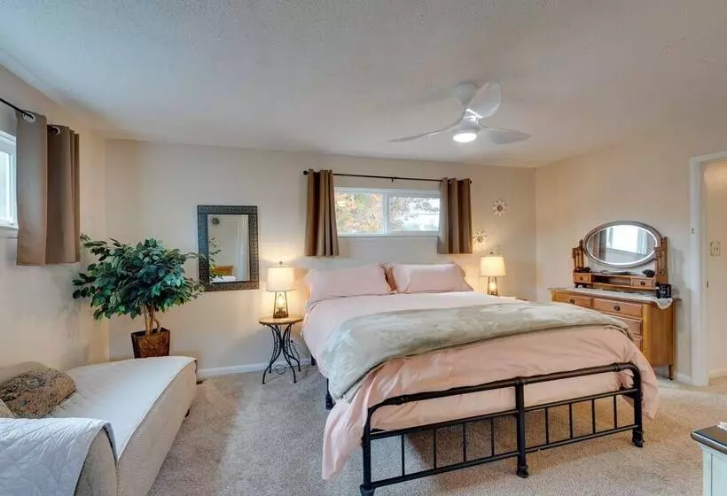 Game Room & Patio: Charming Jackson Retreat!