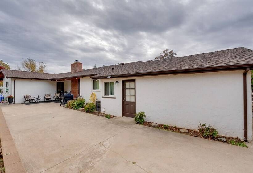 Game Room & Patio: Charming Jackson Retreat!