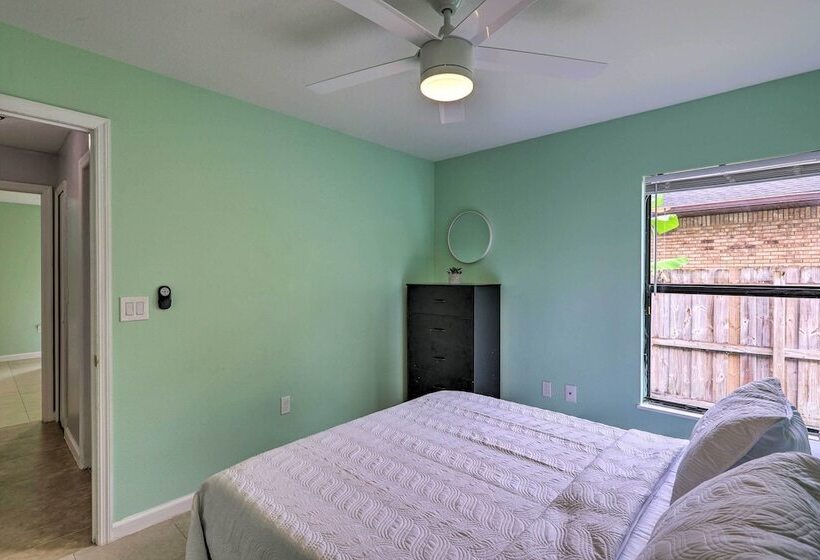Charming Palm Bay Retreat W/ Spacious Yard!