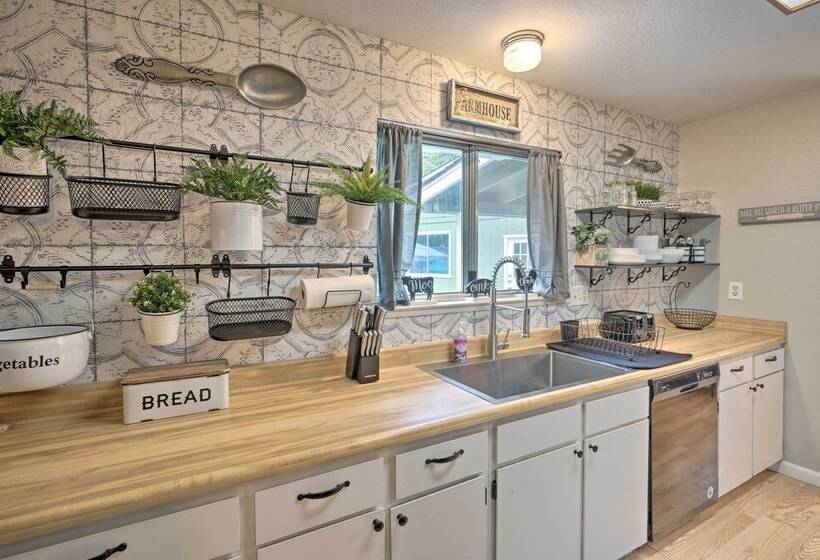 Forest View Deck + Fire Pits: Pine Grove Retreat!