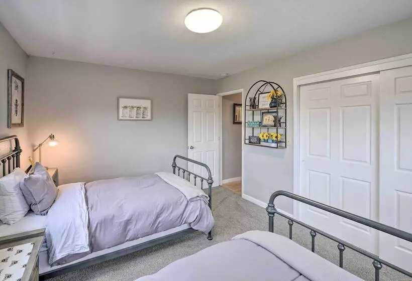 Forest View Deck + Fire Pits: Pine Grove Retreat!