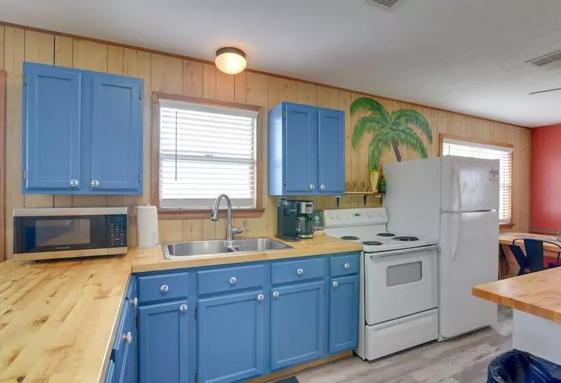 Colorful Crystal Beach Home W/ Ocean View!