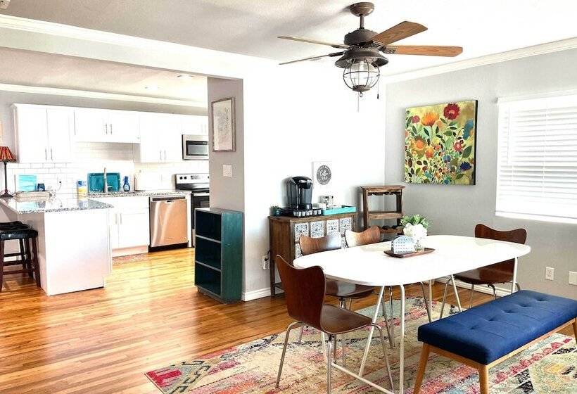 Dock & Fire Pit: Lakefront Cedar Creek Home!