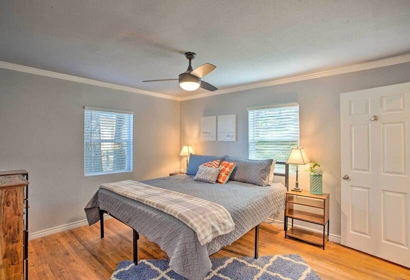 Dock & Fire Pit: Lakefront Cedar Creek Home!