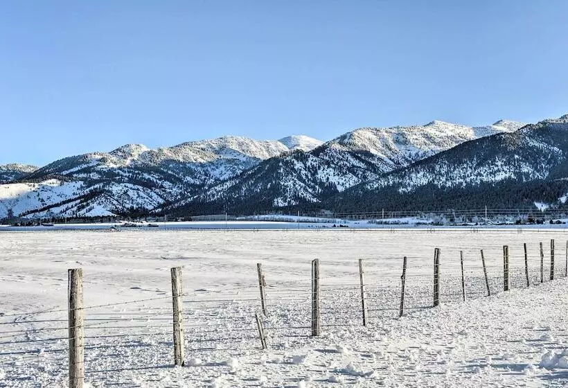 Cozy Home: Mtn Views, A/c, In Heart Of Star Valley