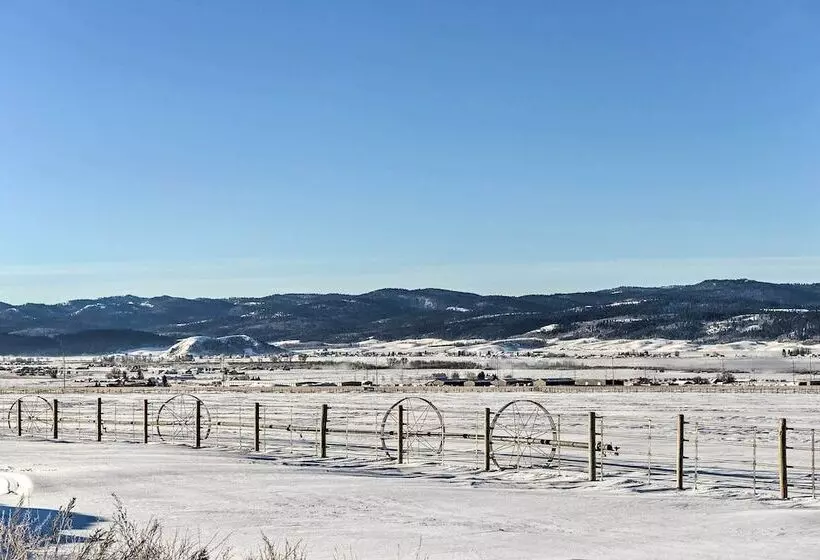 Cozy Home: Mtn Views, A/c, In Heart Of Star Valley