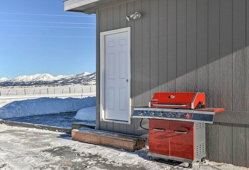 Cozy Home: Mtn Views, A/c, In Heart Of Star Valley