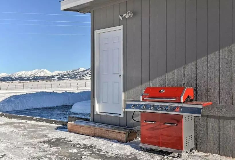 Cozy Home: Mtn Views, A/c, In Heart Of Star Valley