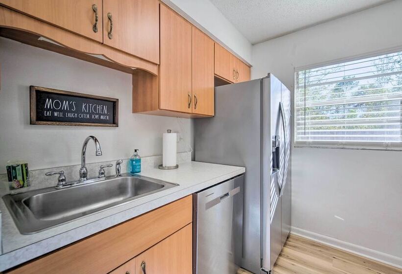 Dog Friendly Home, 10 Mi To Downtown Ocala