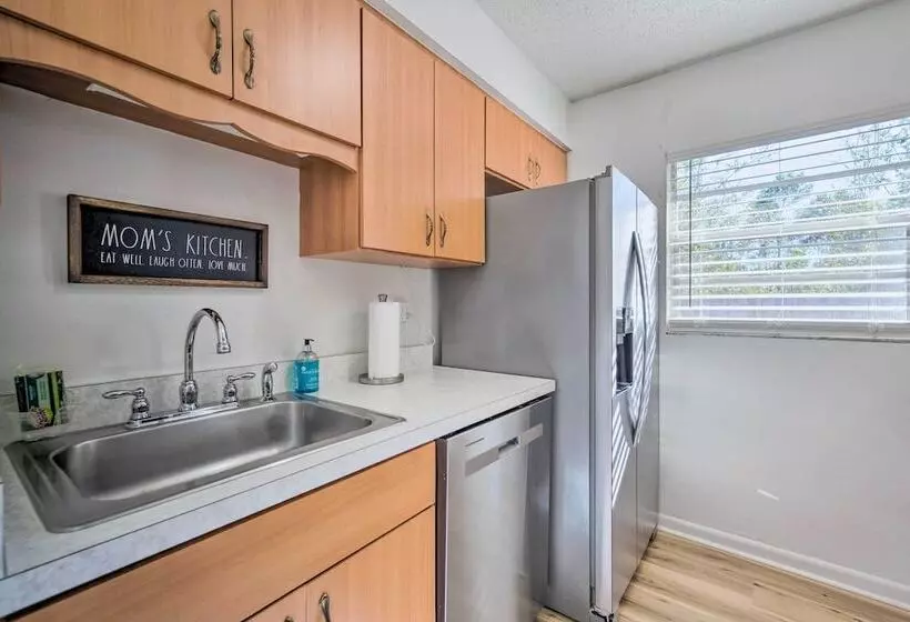 Dog Friendly Home, 10 Mi To Downtown Ocala