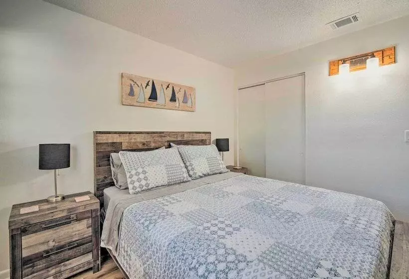 Dog Friendly Home, 10 Mi To Downtown Ocala